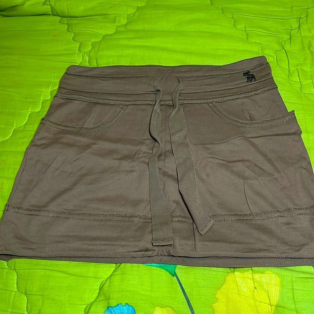 Abercrombie women mini skirts